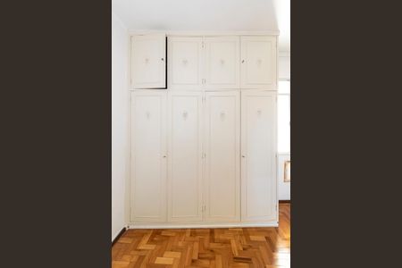 Apartamento à venda com 71m², 2 quartos e sem vagaQuarto 2 - Armários