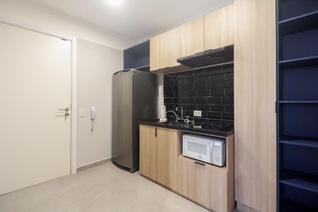 Studio para alugar com 35m², 1 quarto e sem vaga Studio para alugar com 35m², 1 quarto e sem vagaCozinha