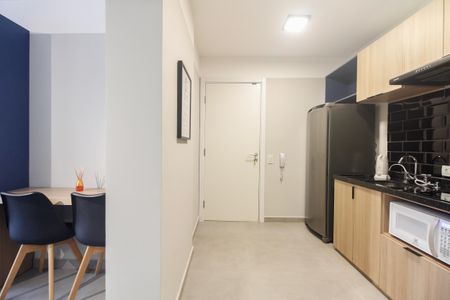 Studio para alugar com 35m², 1 quarto e sem vaga Studio para alugar com 35m², 1 quarto e sem vagaCozinha