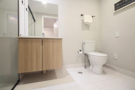 Studio para alugar com 35m², 1 quarto e sem vaga Studio para alugar com 35m², 1 quarto e sem vagaBanheiro