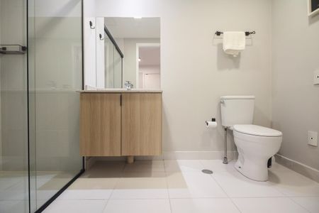 Studio para alugar com 35m², 1 quarto e sem vaga Studio para alugar com 35m², 1 quarto e sem vagaBanheiro