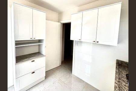 Apartamento para alugar com 62m², 2 quartos e 1 vagaCozinha