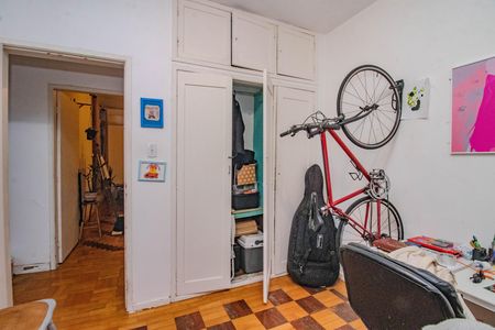 Quarto 1 de apartamento para alugar com 2 quartos, 82m² em Centro Histórico, Porto Alegre