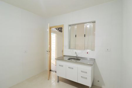Cozinha e Área de Serviço de casa para alugar com 1 quarto, 100m² em Vila Amália (zona Norte), São Paulo