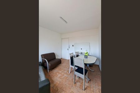 Sala de apartamento para alugar com 1 quarto, 43m² em Jardim Imperador, Praia Grande