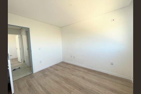 Apartamento à venda com 138m², 4 quartos e 2 vagasQuarto 2