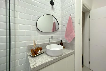 Apartamento à venda com 80m², 2 quartos e sem vaga Apartamento à venda com 80m², 2 quartos e sem vagaBanheiro