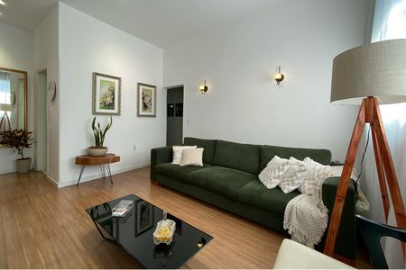 Apartamento à venda com 80m², 2 quartos e sem vaga Apartamento à venda com 80m², 2 quartos e sem vagaSala