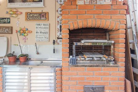 Casa à venda com 220m², 4 quartos e 2 vagasÁrea Externa