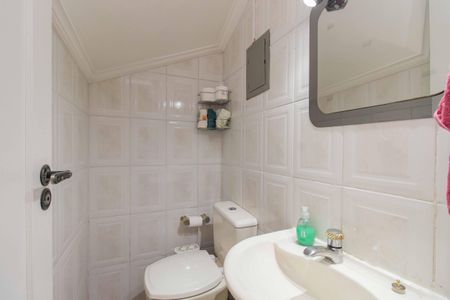 Casa à venda com 220m², 4 quartos e 2 vagasLavabo