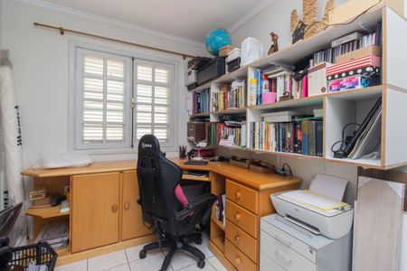 Casa à venda com 220m², 4 quartos e 2 vagasQuarto 1