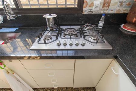 Casa à venda com 220m², 4 quartos e 2 vagasCozinha