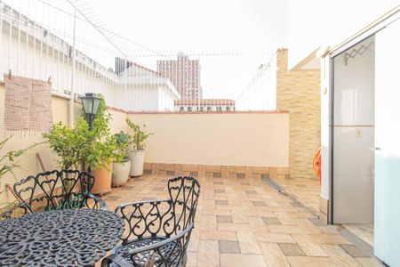 Casa à venda com 220m², 4 quartos e 2 vagasÁrea Externa