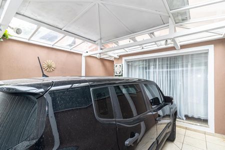 Casa à venda com 100m², 3 quartos e 2 vagas Casa à venda com 100m², 3 quartos e 2 vagasGaragem