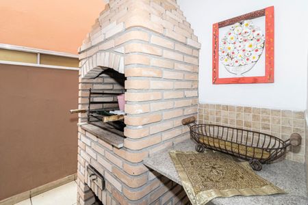 Casa à venda com 100m², 3 quartos e 2 vagas Casa à venda com 100m², 3 quartos e 2 vagasEspaço Gourmet