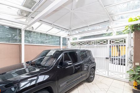 Casa à venda com 100m², 3 quartos e 2 vagas Casa à venda com 100m², 3 quartos e 2 vagasGaragem