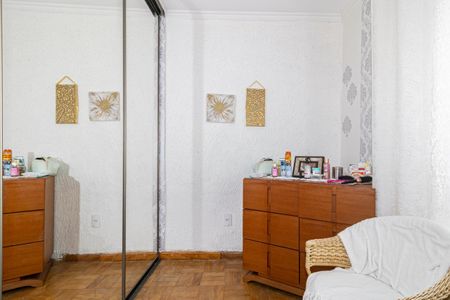 Casa à venda com 100m², 3 quartos e 2 vagas Casa à venda com 100m², 3 quartos e 2 vagasQuarto 2