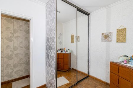 Casa à venda com 100m², 3 quartos e 2 vagas Casa à venda com 100m², 3 quartos e 2 vagasQuarto 2