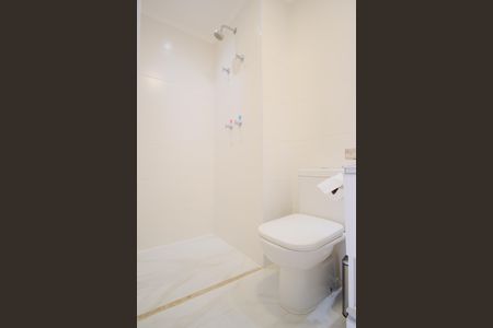 Apartamento à venda com 67m², 2 quartos e 1 vagaBanheiro Social