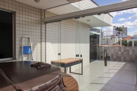 Apartamento para alugar com 230m², 4 quartos e 3 vagasCobertura