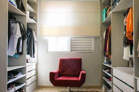 Apartamento para alugar com 230m², 4 quartos e 3 vagasCloset