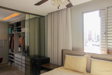 Apartamento para alugar com 230m², 4 quartos e 3 vagasQuarto