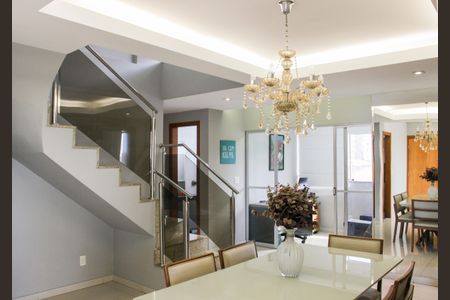 Apartamento para alugar com 230m², 4 quartos e 3 vagasSala