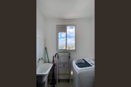 Apartamento à venda com 38m², 2 quartos e 1 vaga Apartamento à venda com 38m², 2 quartos e 1 vagaÁrea de Serviço