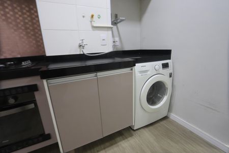 Apartamento para alugar com 40m², 2 quartos e sem vagaSala e Cozinha