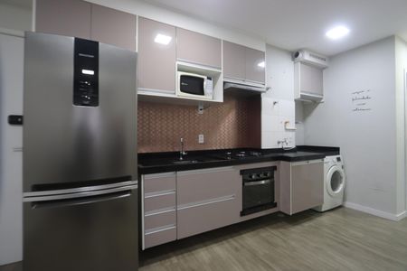Apartamento para alugar com 40m², 2 quartos e sem vagaSala e Cozinha