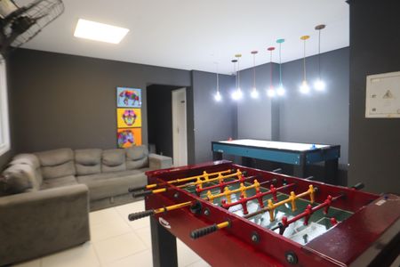 Apartamento para alugar com 40m², 2 quartos e sem vagaÁrea comum - Sala de Jogos