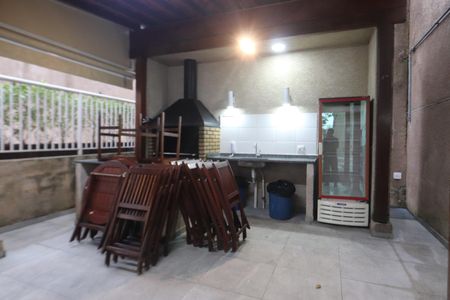 Apartamento para alugar com 40m², 2 quartos e sem vagaÁrea comum - Churrasqueira