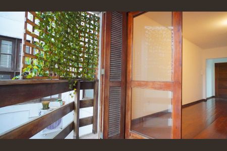 Varanda da Sala de apartamento para alugar com 2 quartos, 75m² em Bela Vista, Porto Alegre