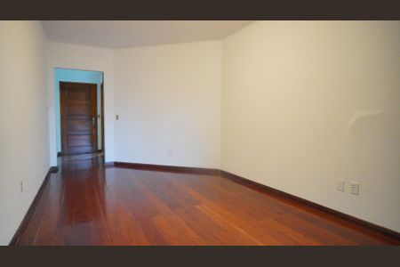 Sala  de apartamento para alugar com 2 quartos, 75m² em Bela Vista, Porto Alegre