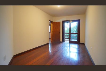 Sala  de apartamento para alugar com 2 quartos, 75m² em Bela Vista, Porto Alegre