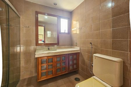 Apartamento para alugar com 83m², 2 quartos e 1 vaga Apartamento para alugar com 83m², 2 quartos e 1 vagaBanheiro Suíte 1