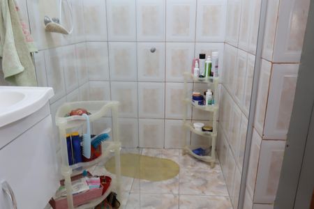 Casa à venda com 100m², 3 quartos e 2 vagasBanheiro da casa superior