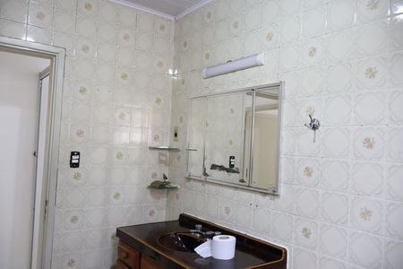 Casa à venda com 100m², 3 quartos e 2 vagasBanheiro