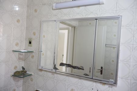 Casa à venda com 100m², 3 quartos e 2 vagasBanheiro