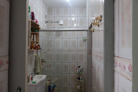 Casa à venda com 100m², 3 quartos e 2 vagasBanheiro da casa superior