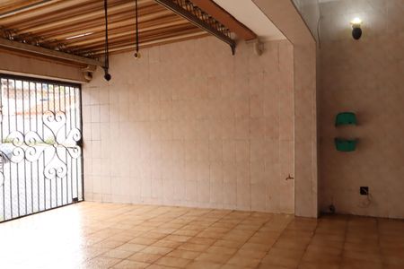 Casa à venda com 100m², 3 quartos e 2 vagasGaragem