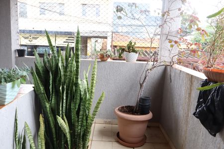 Casa à venda com 100m², 3 quartos e 2 vagasVaranda