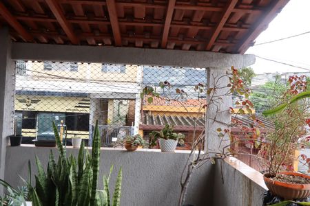 Casa à venda com 100m², 3 quartos e 2 vagasVaranda