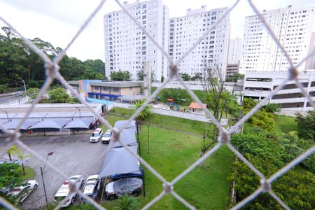 Apartamento à venda com 44m², 2 quartos e 1 vaga Apartamento à venda com 44m², 2 quartos e 1 vagaVista do Quarto 2