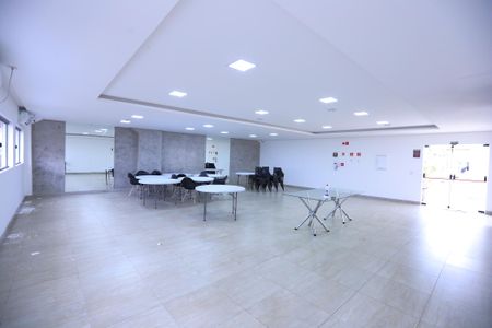 Apartamento à venda com 44m², 2 quartos e 1 vaga Apartamento à venda com 44m², 2 quartos e 1 vagaSalão de Festas