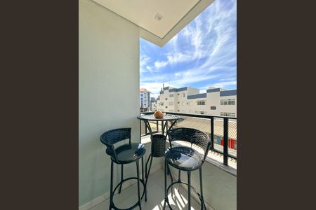 Apartamento para alugar com 72m², 2 quartos e 1 vagaVaranda da Sala