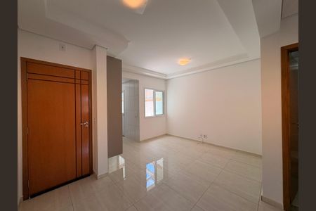 Sala de apartamento para alugar com 2 quartos, 50m² em Jardim Bela Vista, Santo André
