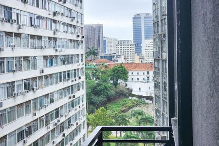 Varanda de kitnet/studio para alugar com 1 quarto, 30m² em Centro, Rio de Janeiro
