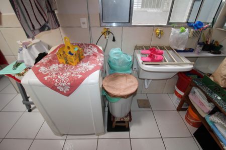 Casa à venda com 175m², 4 quartos e 1 vagaÁrea de Serviço