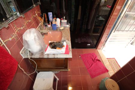 Casa à venda com 175m², 4 quartos e 1 vagaBanheiro 2